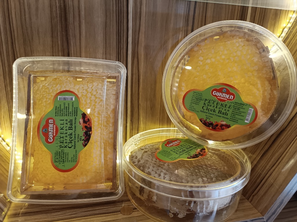 Petekli Çiçek Balı